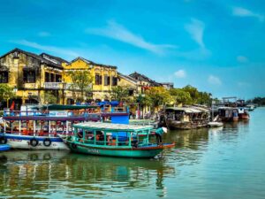 budget travel image